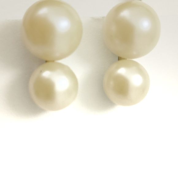 PEARL CLIP Vintage Double 1960 Judy Lee Retro Lusterous Clip Earrings - Picture 1 of 6